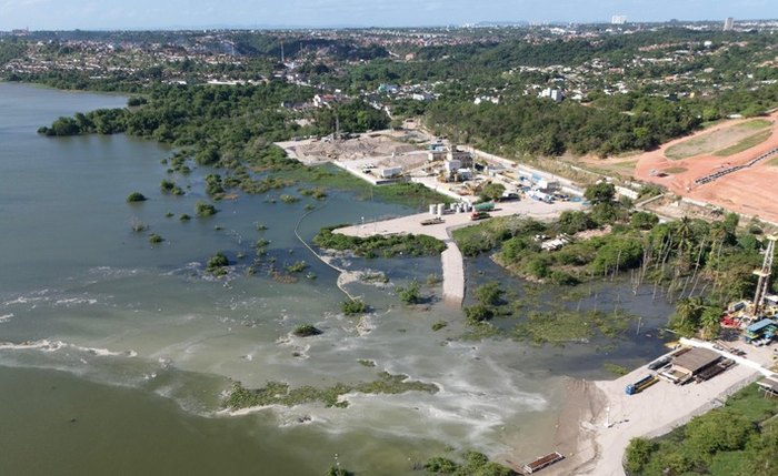 Após colapso, mina 18, localizada no Mutange, foi tomada pelas águas da Lagoa Mundaú