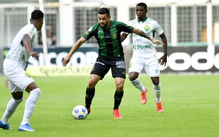América-MG vence o Cuiabá e fica entre os primeiros colocados do Brasileirão