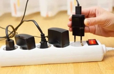 Equatorial reforça orientações de segurança para prevenir acidentes com eletricidade em áreas molhadas