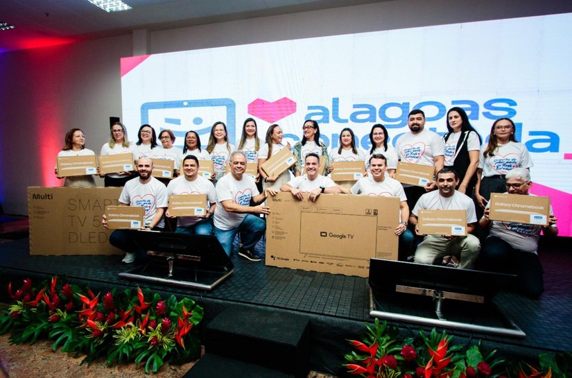 Governo lança programa Alagoas Conectada para ampliar acesso à internet na rede pública de ensino