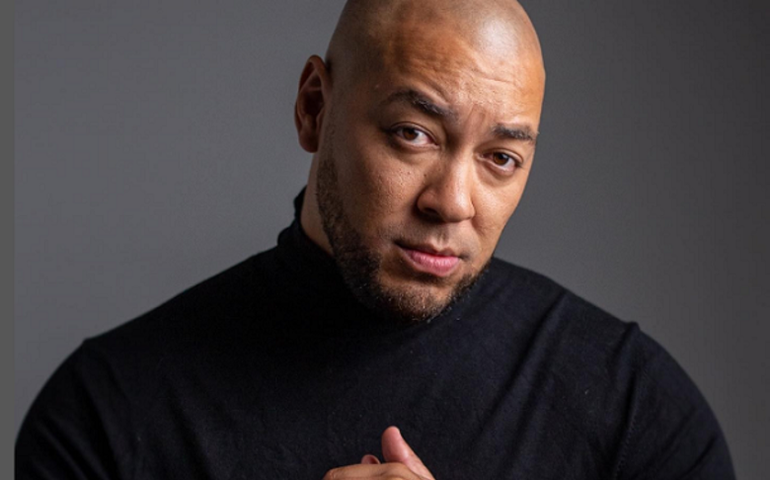 Em EP, Toni Carfi relê sucessos da música gospel