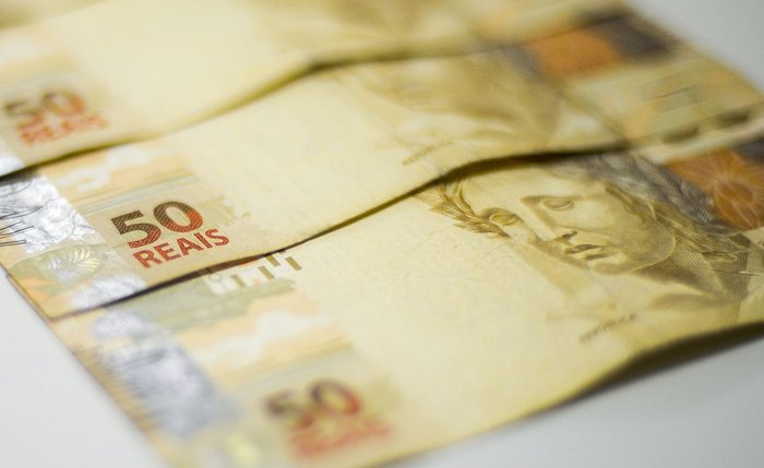 Auxílio Brasil, programa que pretende substituir o Bolsa Família, poderá atender até 16 milhões de famílias a partir de novembro