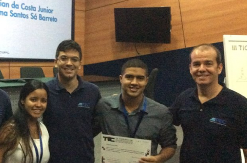 Alunos de Engenharia Civil da FAT vencem torneio de integração científica