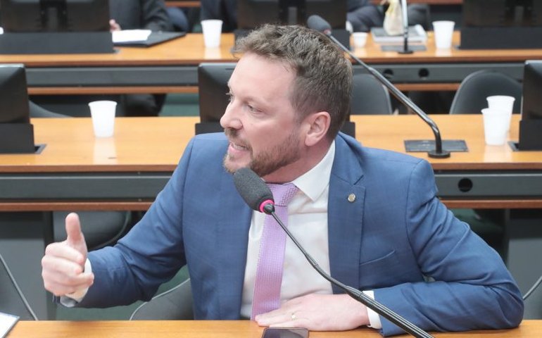 CCJ aprova projeto que prioriza o julgamento de ações sobre desastres ambientais