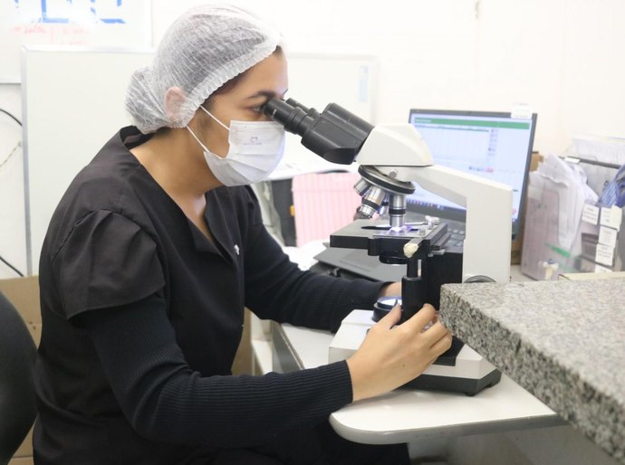 Biomédica do Hospital Ib Gatto Falcão reforça alerta sobre importância do diagnóstico precoce da anemia