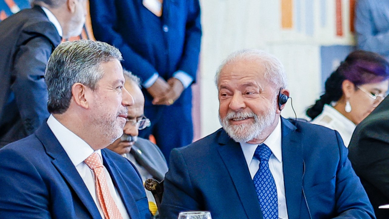 Bancadas da Câmara apoiam Lira por reforma administrativa