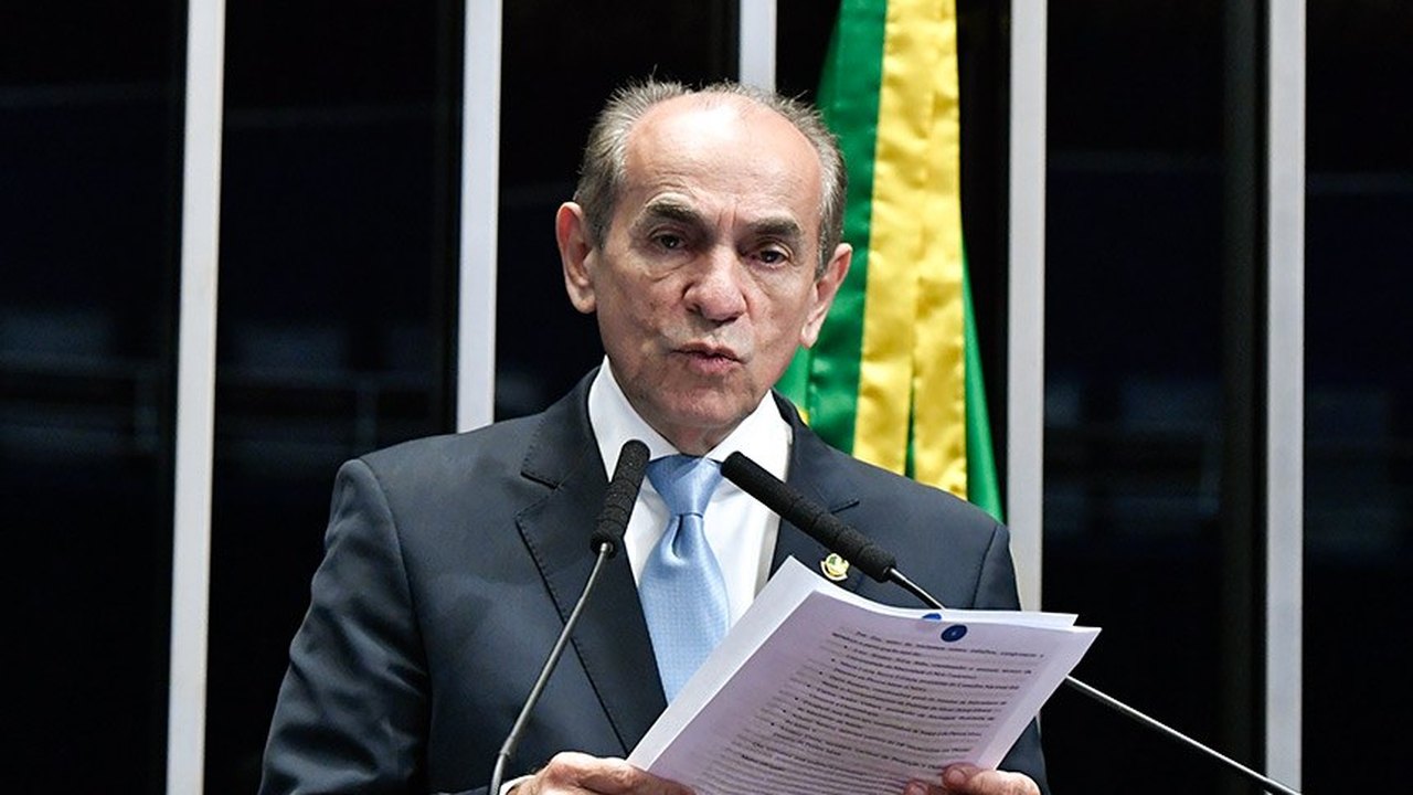 Autor do texto da PEC da Transição se opõe a definir destino de recursos