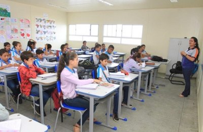 Governo reconhece esforços de municípios com maior evolução dos índices educacionais