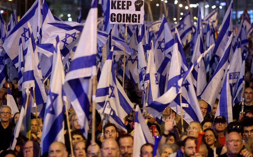 Protestos crescem em Israel frente ao avanço de reforma do Judiciário