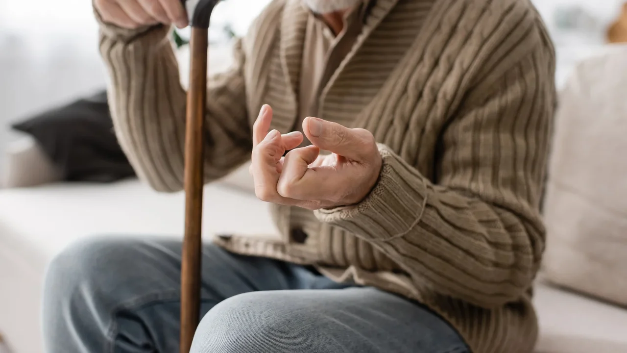 EUA aprovam novo remédio para sintomas motores do Parkinson
