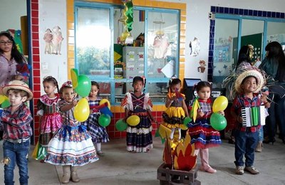Escolas municipais de Olho D'Água Grande celebram o São João     