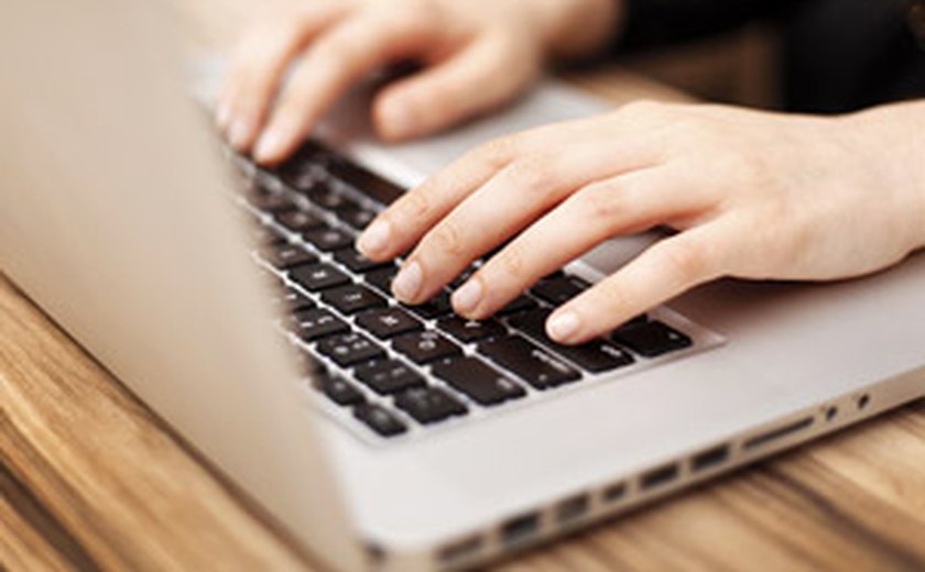 Fabricante ﻿de carregador de notebook terá que pagar indenização por incêndio