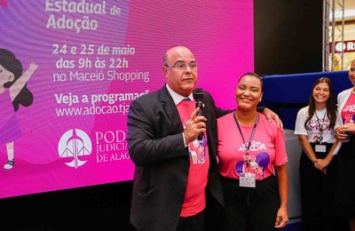 Presidente do TJAL destaca a adoção como ato de amor, em encontro no Maceió Shopping