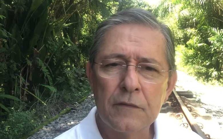 Regis: “Rodrigo Cunha abandonou o partido e foi para o Centrão”