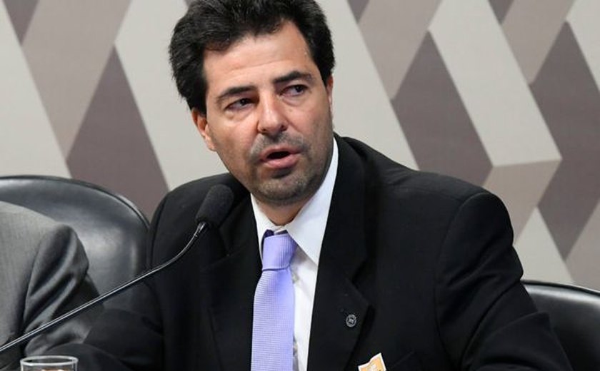 No radar do governo, emprego e falências