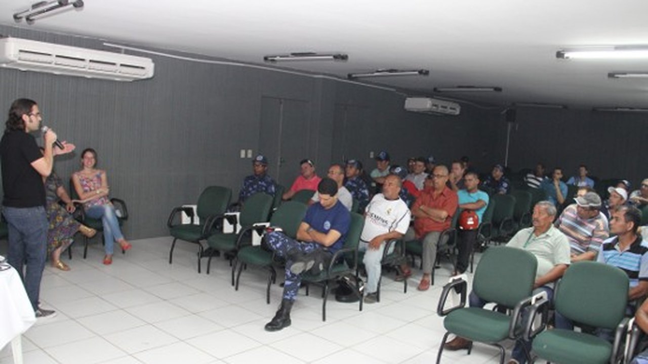 Novembro Azul:  Palestra orienta servidores para cuidados com a saúde