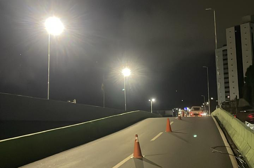 Ilumina restabelece iluminação no Viaduto João Lyra e Corredor Vera Arruda após furto de cabos