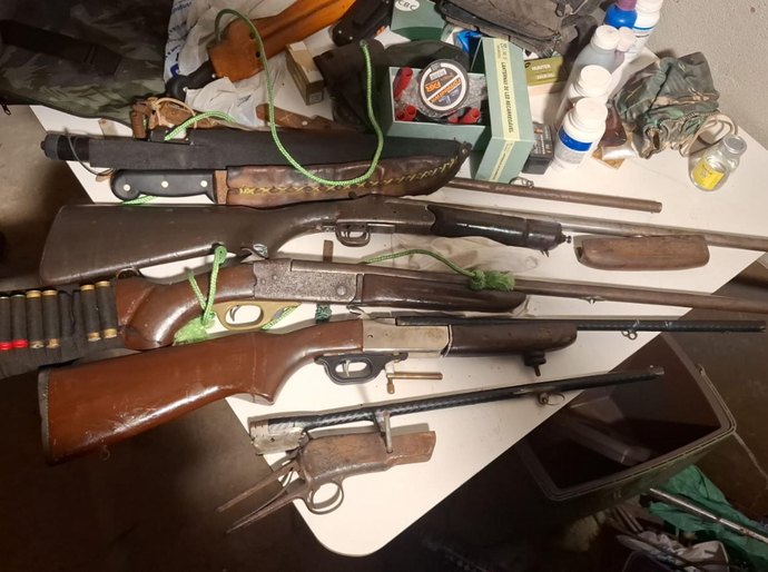 PM apreende 28 armas de fogo e 15 kg de drogas na última semana em Alagoas