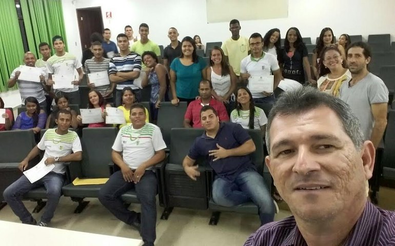Moradores de Marechal têm acesso à informática pela primeira vez