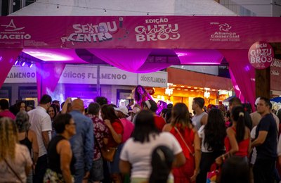 Sextou no Centro une cultura e saúde em edição especial do Outubro Rosa