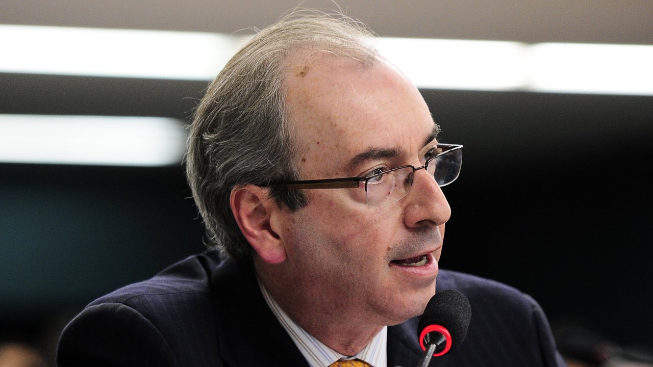 PGR denuncia Cunha e Collor por envolvimento no esquema da Lava Jato