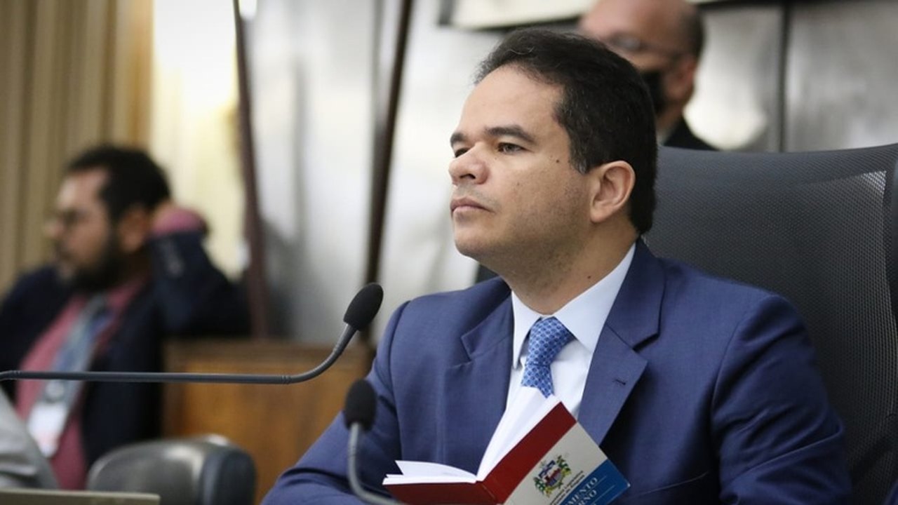 Promulgada resolução que delega ao governador atribuição para alterar estrutura administrativa do Poder Executivo