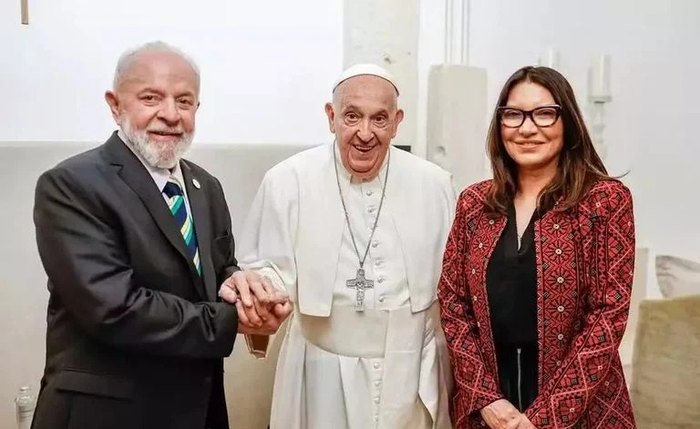 Lula e Janja confirmaram presença no funeral do papa Lula e Janja confirmaram presença no funeral do papa