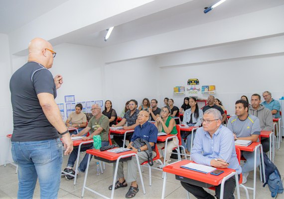 Núcleo de Línguas Estrangeiras de Maceió retoma atividades nesta segunda-feira