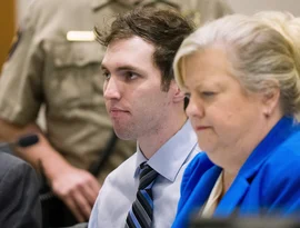 Advogados de defesa no caso do assassinato de Charlie Kirk afirmam que precisam de vários anos para se preparar para o julgamento.