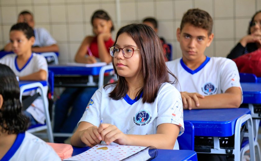Rede estadual inicia o ano letivo com mais de 160 mil alunos matriculados