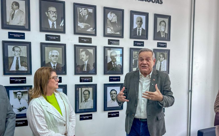Ronaldo Lessa inaugura Galeria dos Vice-Governadores de Alagoas