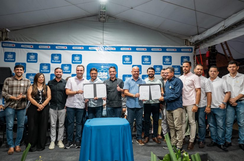 Governador Paulo Dantas entrega obras nas comemorações da Emancipação Politica de Maribondo