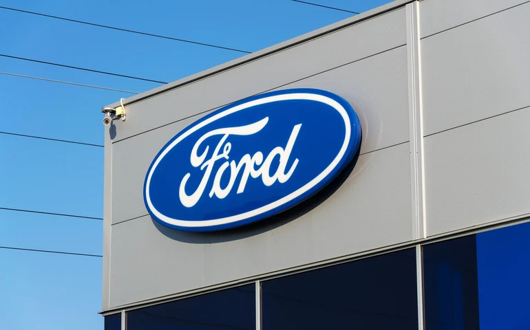 Ford cancela contrato bilionário de baterias com a LG para veículos elétricos