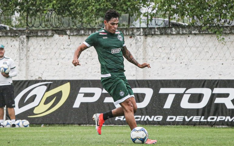 Com possível retorno de Giovanni Augusto, Guarani ainda tem dúvidas para clássico
