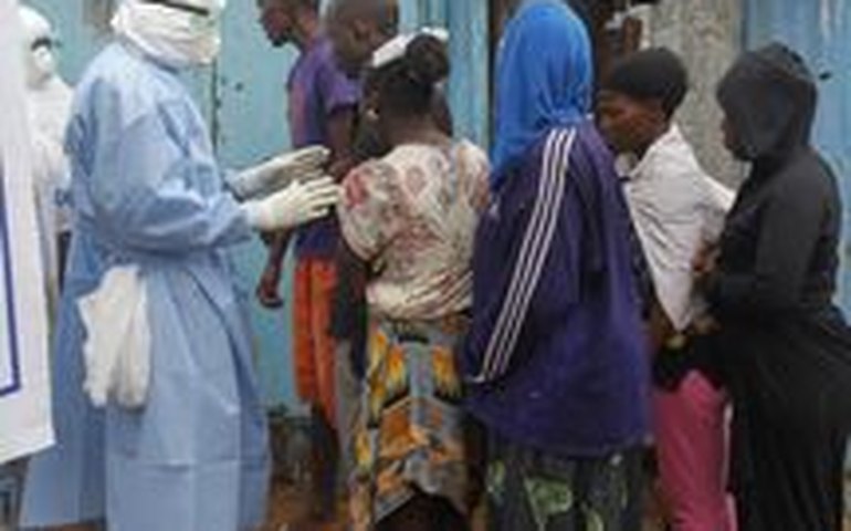 Ebola: Obama e Cruz Vermelha acreditam que doença está sendo vencida