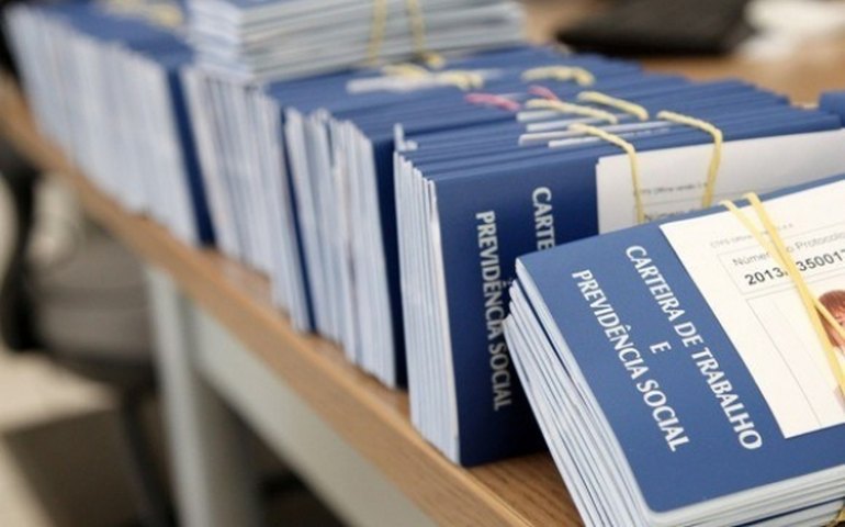 Alagoas é o segundo colocado no ranking nacional de contratações em setembro