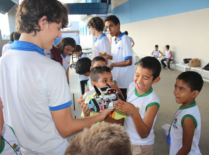 Sesi e Semed lançam projeto que inclui ética e cidadania no currículo escolar