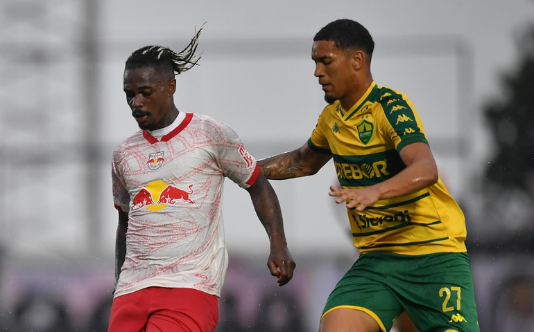 Red Bull Bragantino desperdiça chances e empata sem gols com o Cuiabá na estreia de Seabra
