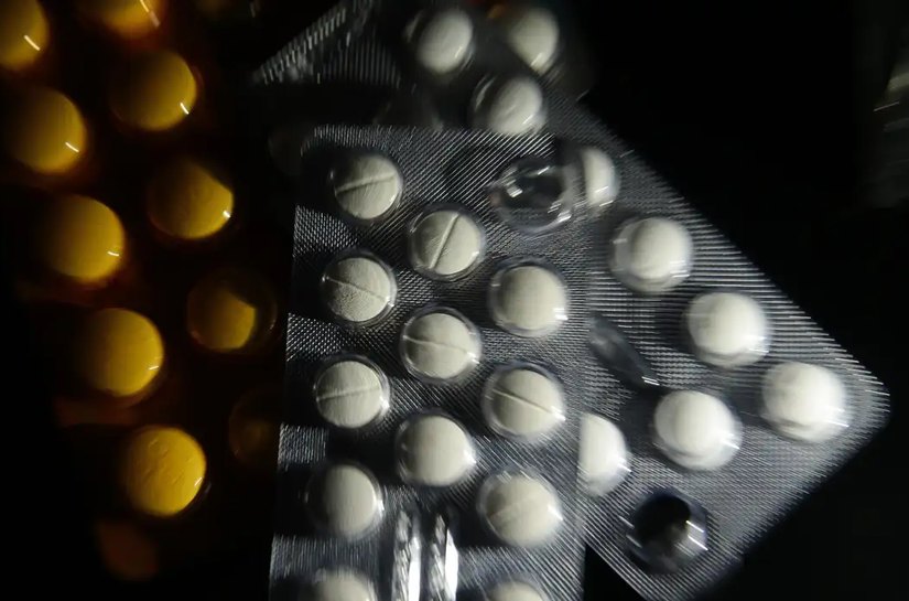 Febrafar alerta para riscos da venda de medicamentos em supermercados