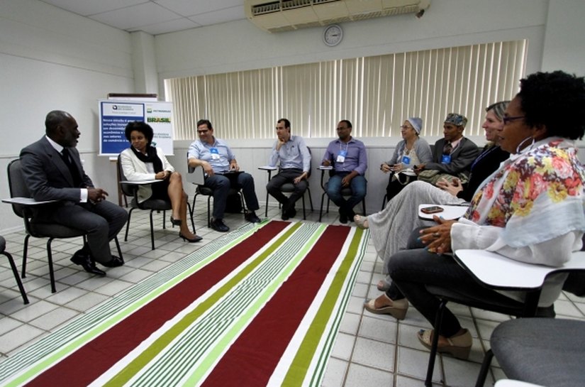 Gestores públicos debatem implementação da Incubadoras Afro