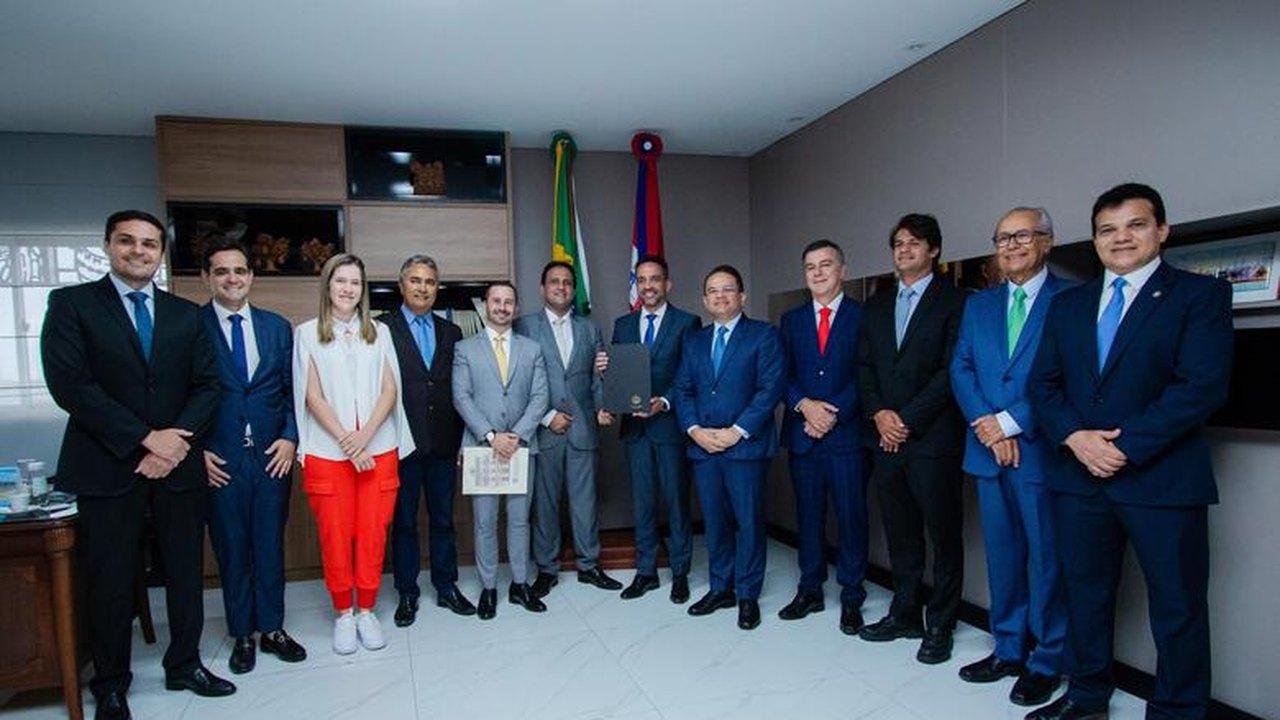 Paulo Dantas entrega Plano de Governo à Assembleia e destaca avanços e solidez do Estado