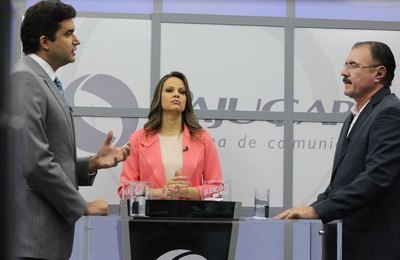 Bom debate na TV Pajuçara diferenciou perfis de Cícero Almeida e Rui Palmeira