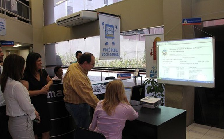 Nota Fiscal Alagoana vai premiar consumidores com R$ 250 mil