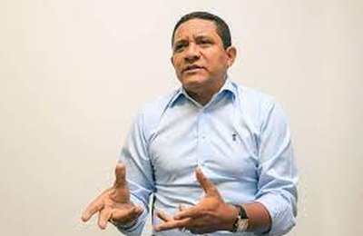 Prefeito Júlio Cezar cancela shows e eventos de massa no Natal e virada de ano, em Palmeira dos Índios 