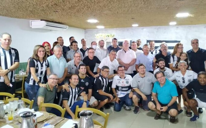 Diretoria reúne presidentes e conselheiros para a entrega dos uniformes personalizados do GIGANTE
