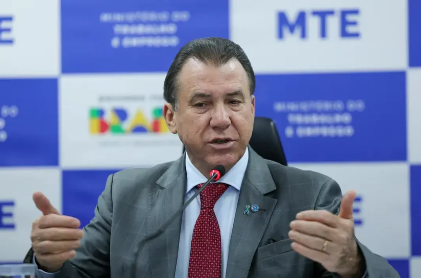 Brasil fecha 2025 com aumento de 5% no estoque de empregos