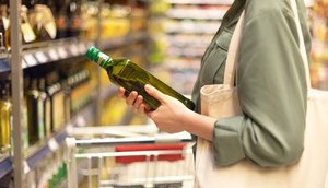 Governo Federal recolhe 12 lotes de azeite impróprios para consumo; veja lista completa
