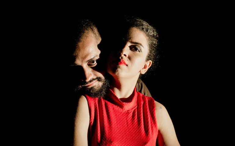 Espetáculo poético “A memória da flor” ganha destaque no Teatro de arena Sérgio Cardoso