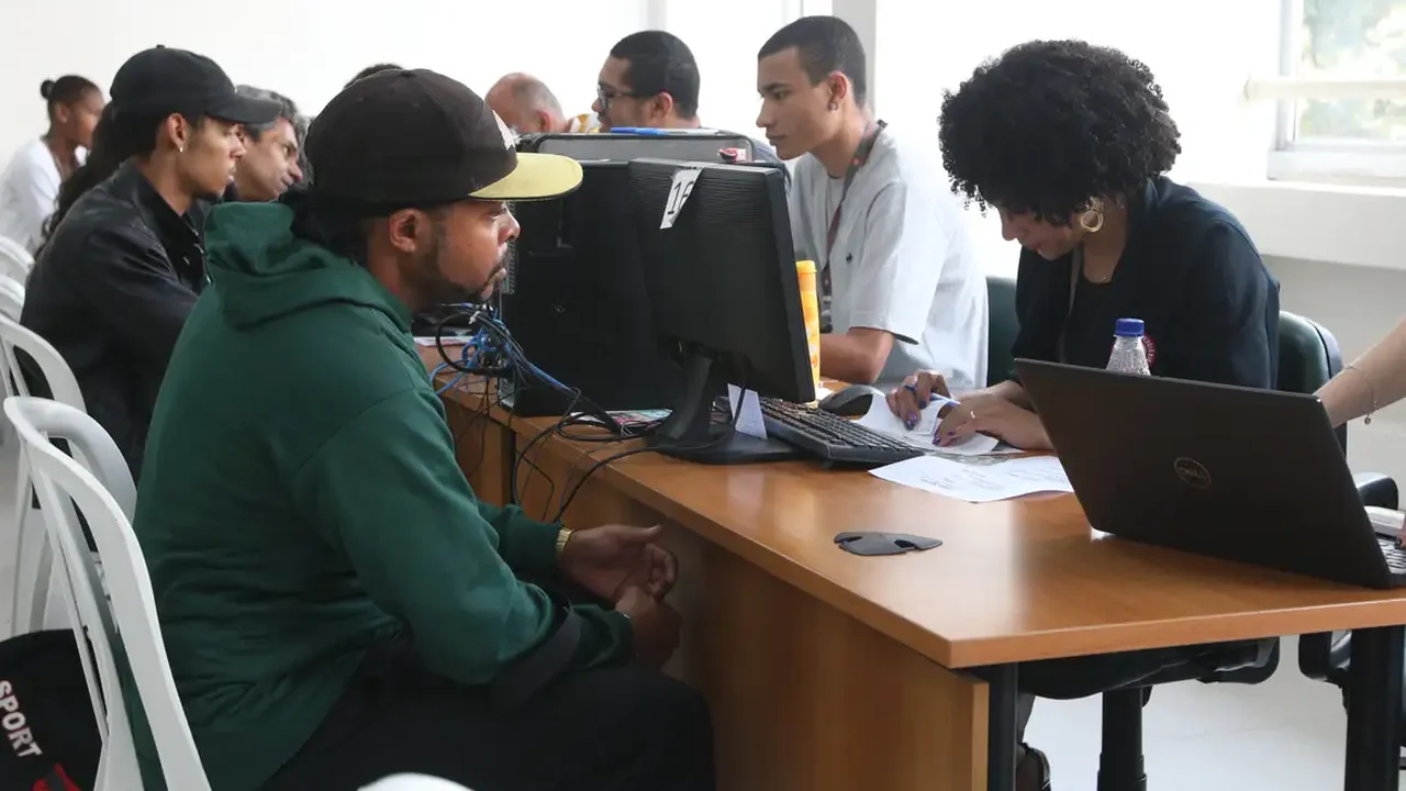 Servidor público terá feriado em dias diferentes; confira