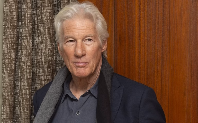 Richard Gere faz críticas a Trump ao receber prêmio Goya: valentão